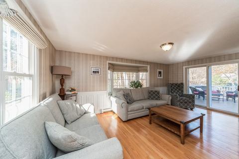7 Stoddard St, Upton, MA 01568 photo 5