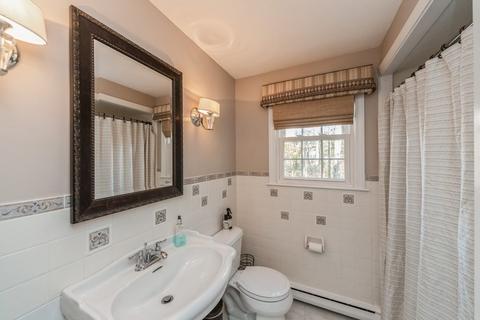 7 Stoddard St, Upton, MA 01568 photo 16
