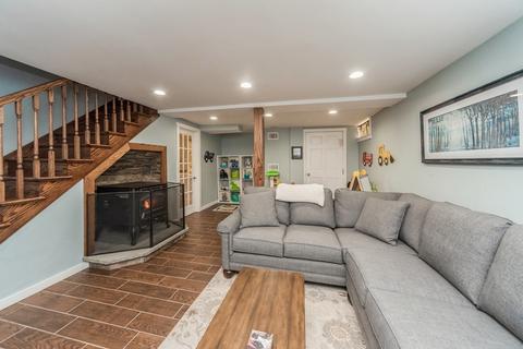 7 Stoddard St, Upton, MA 01568 photo 24