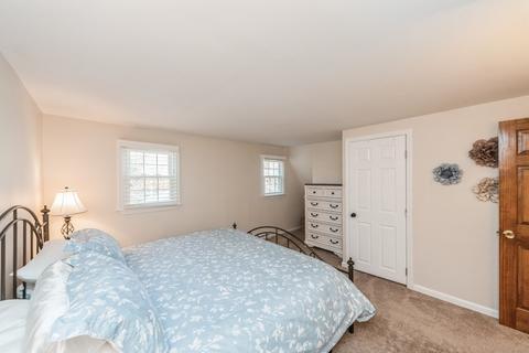 7 Stoddard St, Upton, MA 01568 photo 19