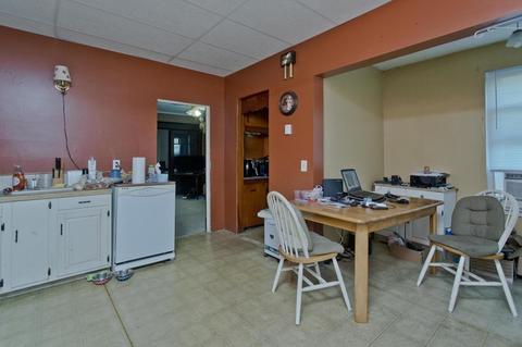 84 Laclede Ave, Chicopee, MA 01020 photo 29