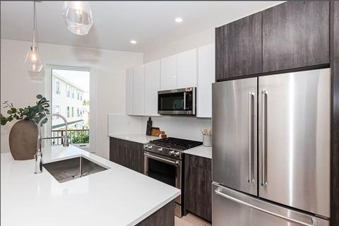 105 Washington #3C, Somerville, MA 02143 photo 3