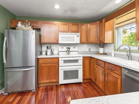 136 Commonwealth Ave, Worcester, MA 01604 photo 11