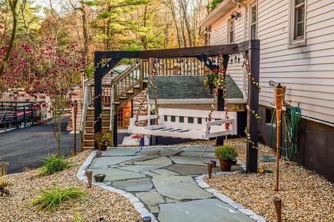 387 Putnam Hill Rd, Sutton, MA 01590 photo 4