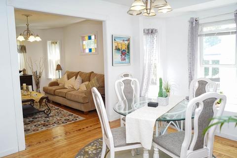 81 Beaconsfield Rd, Worcester, MA 01602 photo 11