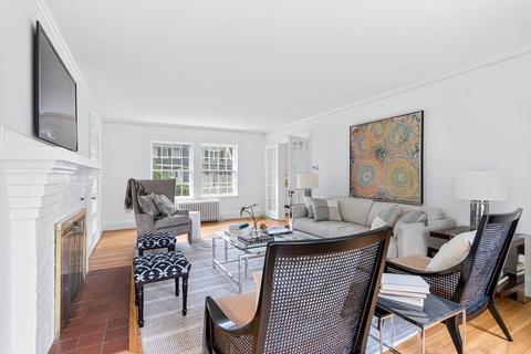 8 Tappan Rd, Wellesley, MA 02482 photo 6