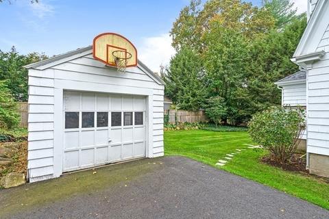 8 Tappan Rd, Wellesley, MA 02482 photo 32