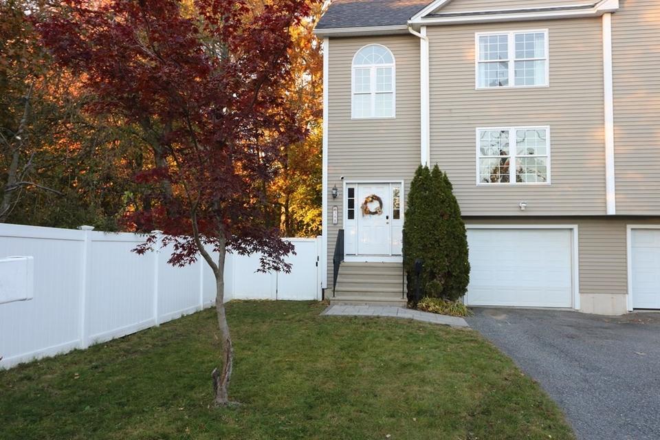 38 Wilbur, Worcester, MA 01606 20 Photos MLS 72917898 Movoto