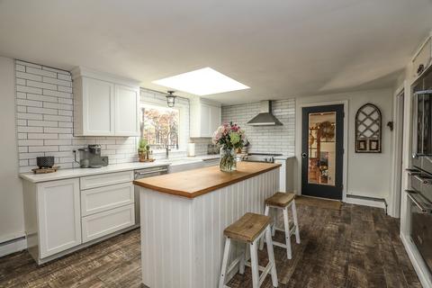 2 Field, Pelham, NH 03076 photo 15