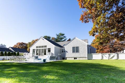 61 Falling Leaf Ln, Barnstable, MA 02655 photo 8