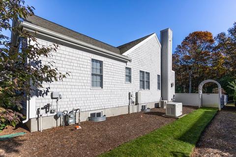 61 Falling Leaf Ln, Barnstable, MA 02655 photo 4