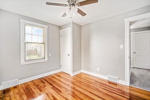 55 Edendale St, Springfield, MA 01104 photo 8