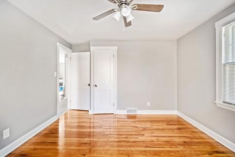 55 Edendale St, Springfield, MA 01104 photo 11