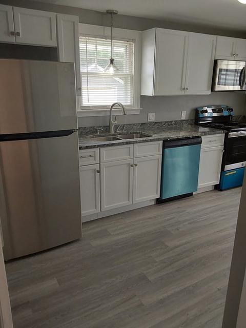 55 Edendale St, Springfield, MA 01104 photo 4