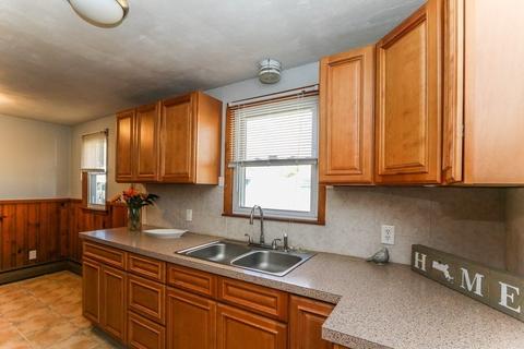 44 Gerald St, Springfield, MA 01109 photo 13