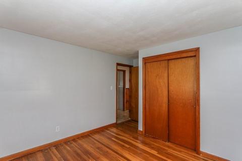 44 Gerald St, Springfield, MA 01109 photo 16