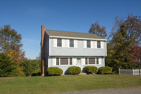 29 Harborview Dr, Hingham, MA 02043 photo 1