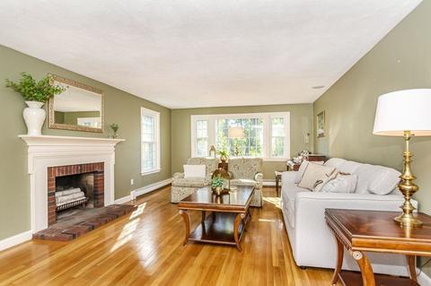 32 Red Gate Ln, Reading, MA 01867 photo 7