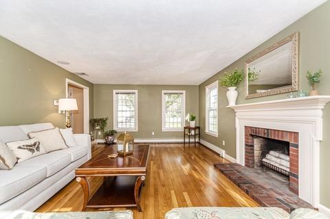 32 Red Gate Ln, Reading, MA 01867 photo 6