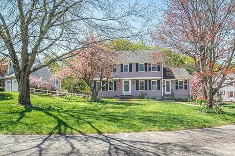32 Red Gate Ln, Reading, MA 01867 photo 2