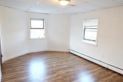 5 Webster Pl, Worcester, MA 01603 photo 16