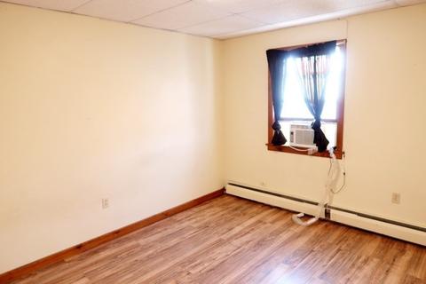 5 Webster Pl, Worcester, MA 01603 photo 14