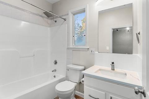 80 Linden St #B, Everett, MA 02149 photo 12