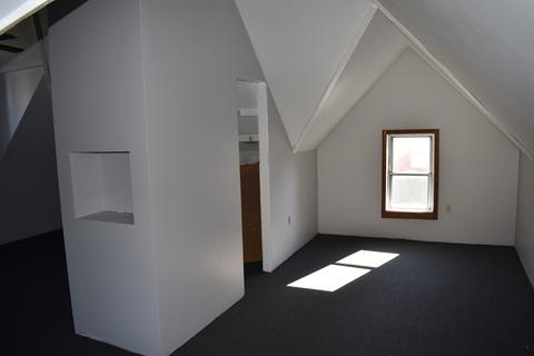92 Marion St, Springfield, MA 01109 photo 10