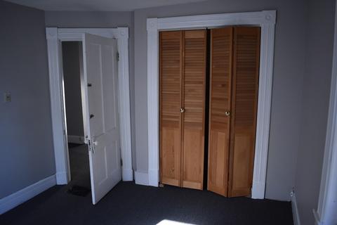 92 Marion St, Springfield, MA 01109 photo 7