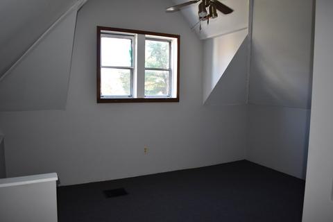 92 Marion St, Springfield, MA 01109 photo 11