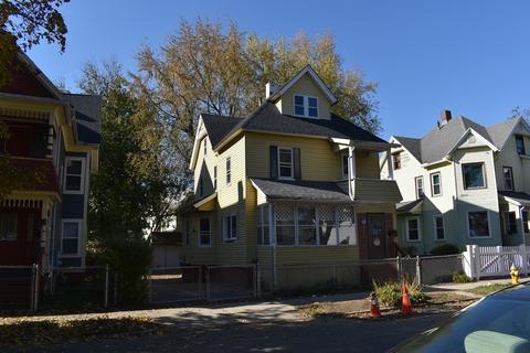 92 Marion St, Springfield, MA 01109 photo 1