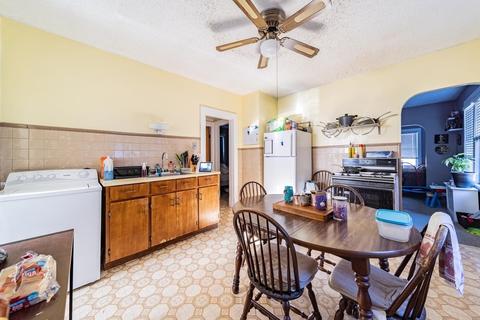 80 Alvin St, Springfield, MA 01104 photo 23