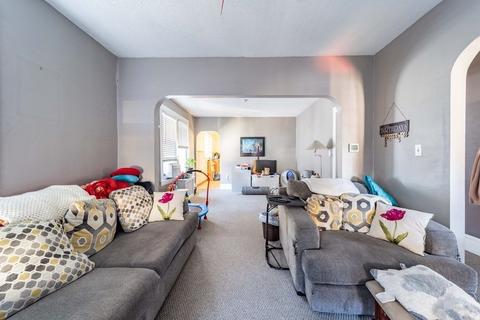 80 Alvin St, Springfield, MA 01104 photo 26
