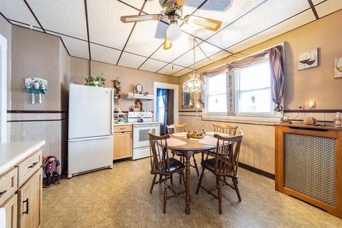 80 Alvin St, Springfield, MA 01104 photo 11