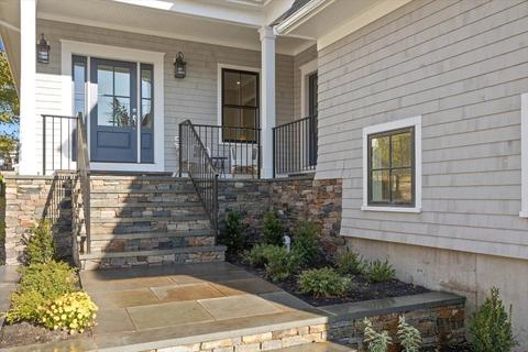 129 Wompatuck Rd, Hingham, MA 02043 photo 2