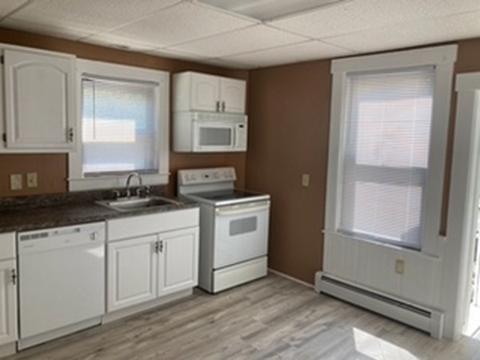 83 East St, Ware, MA 01082 photo 4