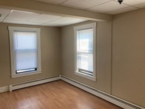 83 East St, Ware, MA 01082 photo 7