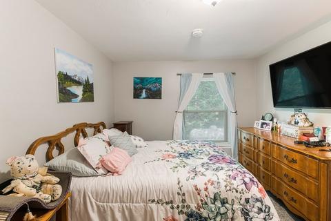 19 Jade Ct, Derry, NH 03038 photo 38