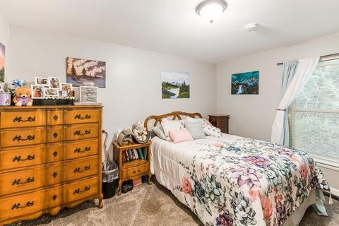 19 Jade Ct, Derry, NH 03038 photo 37