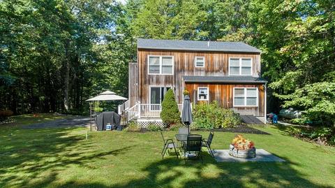 19 Jade Ct, Derry, NH 03038 photo 2