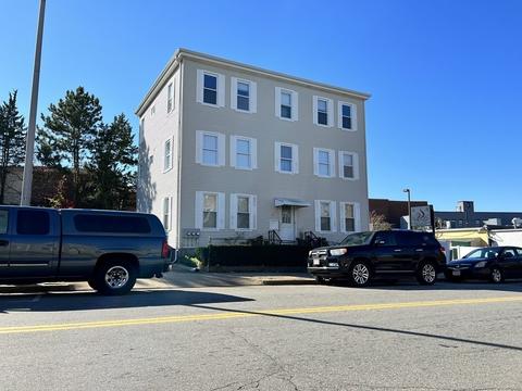 63 Rodman St, Fall River, MA 02721 photo 2