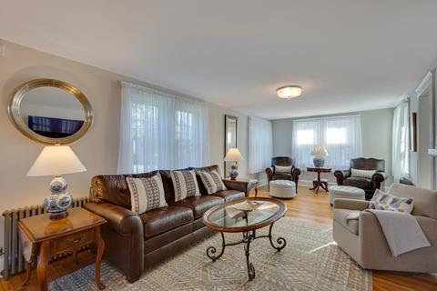 54 Norfolk St, Needham, MA 02492 photo 5