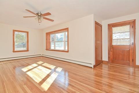 84 Mendon St, Upton, MA 01568 photo 6