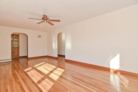 84 Mendon St, Upton, MA 01568 photo 9