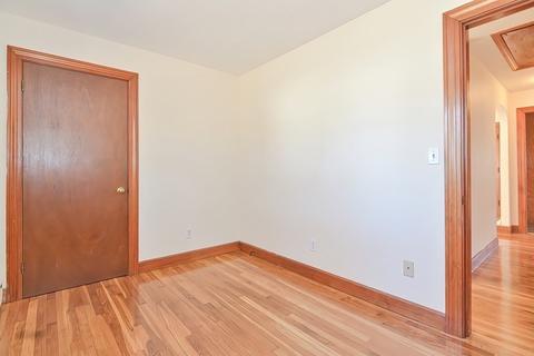 84 Mendon St, Upton, MA 01568 photo 23