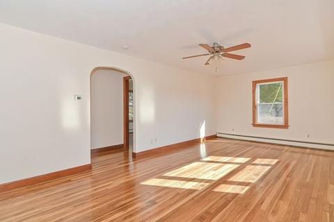 84 Mendon St, Upton, MA 01568 photo 10