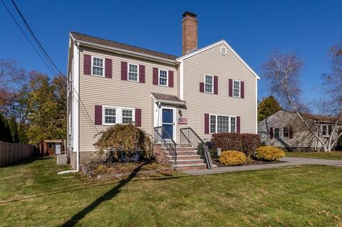 7 Meadows Ave, Canton, MA 02021 photo 2