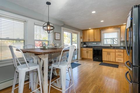 7 Meadows Ave, Canton, MA 02021 photo 6