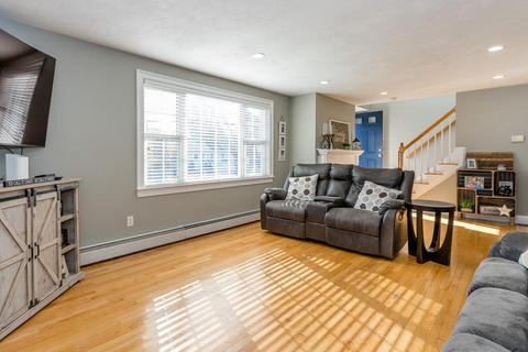 7 Meadows Ave, Canton, MA 02021 photo 5