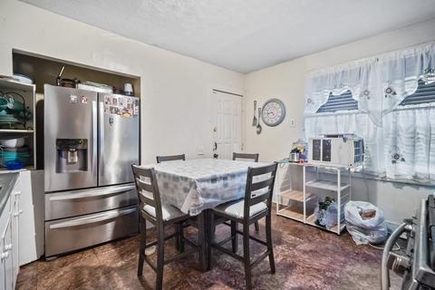 56 Orange St, Springfield, MA 01108 photo 21
